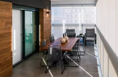 Langzeitmiete: 160 m² Wohnung mit 2 Schlafzimmern in Elche, Spanien