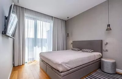 Langzeitmiete: 2-Zimmer-Wohnung 76 m² im Stadtteil Stary Mokotów, Warschau, Polen