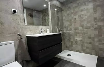 Долгосрочная аренда 3-спальной квартиры 90 м² в Аликанте, Испания