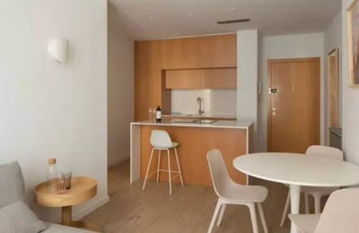 Langzeitmiete: 1-Schlafzimmer-Wohnung, 45 m², in Alicante, Spanien