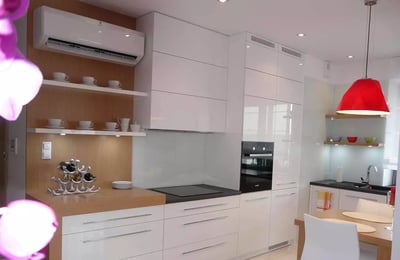 Долгосрочная аренда 3-комнатной квартиры 76 м², Краков, Польша