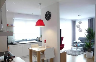 Долгосрочная аренда 3-комнатной квартиры 76 м², Краков, Польша