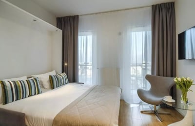 Long-term rental of a studio 21 m², with balcony, in Warsaw, Poland