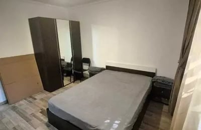 Long-term rental of a 2-room apartment, 54 m², in Casa de Cultura district, Constanța, Romania