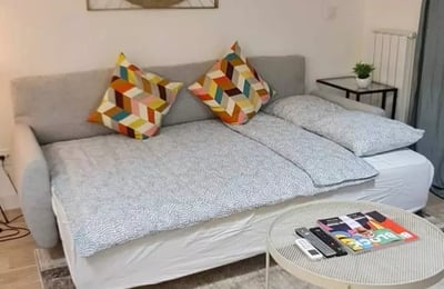 Location longue durée d’un studio de 30 m² dans la BW Aria, Belgrade, Serbie