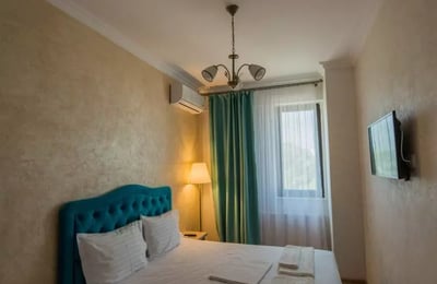 Long-term rental of a 3-room apartment, 70 m², in Mamaia district, Constanța, Romania