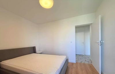 Долгосрочная аренда 3-комнатной квартиры площадью 62 м² в районе Krowodrza, Краков, Польша