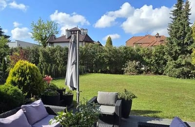 Langfristige Vermietung eines 6-Zimmer-Hauses, 270 m², Krakau, Polen