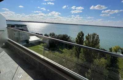 Langfristige Vermietung einer 2-Zimmer-Wohnung, 55 m², im Stadtteil Mamaia, Constanța, Rumänien