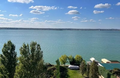 Langfristige Vermietung einer 2-Zimmer-Wohnung, 55 m², im Stadtteil Mamaia, Constanța, Rumänien