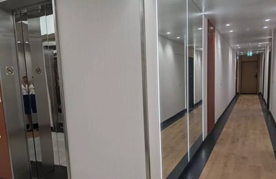 Location longue durée d’un appartement de 3 pièces, 75 m², dans le quartier Wola, Varsovie, Pologne