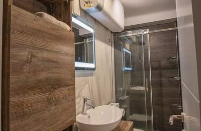 Long-term rental of a 2-room apartment, 60 m², in Zvezdara district, Belgrade, Serbia