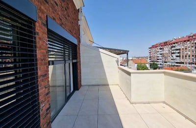 Long-term rental of a 2-level penthouse, 180 m², in the center of Belgrade, Serbia