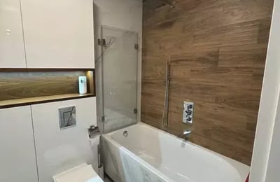 Alquiler a largo plazo de un piso de 3 habitaciones, 55 m², en el distrito de Prądnik Biały, Cracovia, Polonia