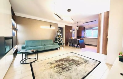 Долгосрочная аренда 3-комнатной квартиры, 80 м², Bd Gării, Брашов, Румыния
