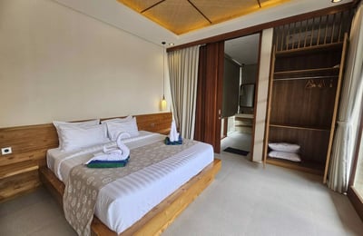 Long-term rental of a 3-bedroom villa in Singakerta, Bali, Indonesia