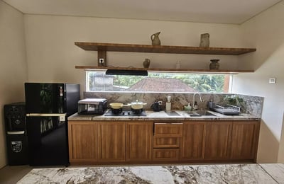 Long-term rental of a 3-bedroom villa in Singakerta, Bali, Indonesia
