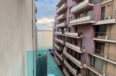 Долгосрочная аренда 3-комнатной квартиры, 90 м², район Mamaia, Констанца, Румыния