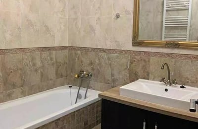 Alquiler a largo plazo de un piso de 2 habitaciones, 59 m², Tomis Plus, Constanza, Rumanía