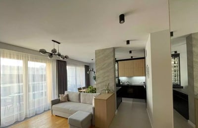 Langfristige Miete einer 2-Zimmer-Wohnung, 55 m², Wola, Warschau, Polen