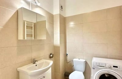 Location longue durée d’un appartement de 1 pièce, à Bucarest, Roumanie