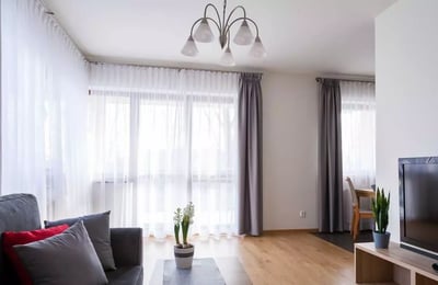 Alquiler a largo plazo de un piso de 2 habitaciones, 60 m², en el distrito Krowodrza, Cracovia, Polonia