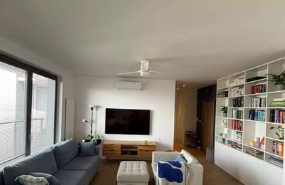 Location longue durée d’un appartement de 2 pièces, 46 m², à Wola, Varsovie, Pologne