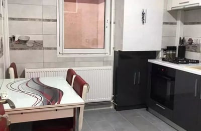 Location longue durée d’un appartement de 2 pièces, 60 m², Constanța, Roumanie