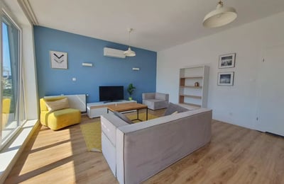 Долгосрочная аренда 4-комнатной квартиры 96 м² в районе Stare Miasto, Краков, Польша