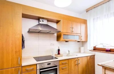 Долгосрочная аренда 3-комнатной квартиры 64 м² в районе Bronowice, Краков, Польша