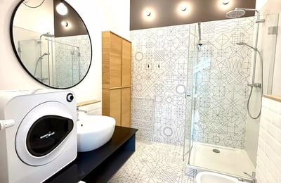 Location longue durée d’un studio de 36 m² à Praga-Północ, Varsovie, Pologne