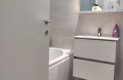 Long-term rental of a 2-room apartment, 50 m², in Tomis Plus district, Constanța, Romania