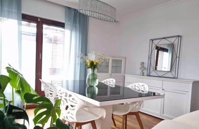 Long-term rental of a 4-room apartment, 105 m², in Wilanów district, Warsaw, Poland
