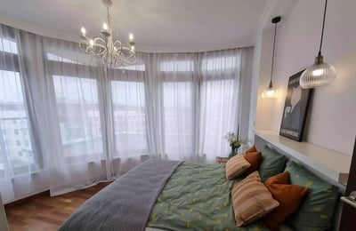 Long-term rental of a 4-room apartment, 105 m², in Wilanów district, Warsaw, Poland