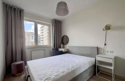 Alquiler a largo plazo de un piso de 2 habitaciones, 50 m², en el distrito de Podgórze, Cracovia, Polonia