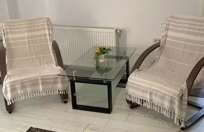 Langzeitmiete einer 1-Zimmer-Wohnung, 45 m², im Stadtteil Faleza Nord, Constanța, Rumänien