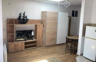 Langzeitmiete eines Studios, 33 m², nahe dem Stadtzentrum, Belgrad, Serbien