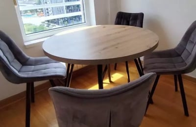 Location longue durée d’un appartement de 2 pièces, 52 m², à Belvile, Novi Beograd, Serbie