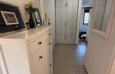 Долгосрочная аренда 2-комнатной квартиры, 45 м², в центре, Белград, Сербия