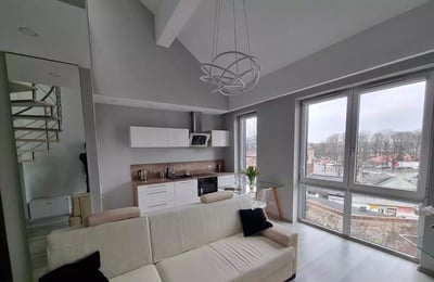 Location longue durée d’un appartement de 2 pièces, 58 m², à Podgórze, Cracovie, Pologne
