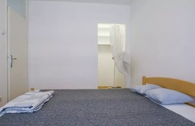 Location longue durée d’un appartement de 2 pièces, 37 m², au centre-ville, Belgrade, Serbie