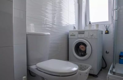 Location longue durée d’un appartement de 2 pièces, 37 m², au centre-ville, Belgrade, Serbie