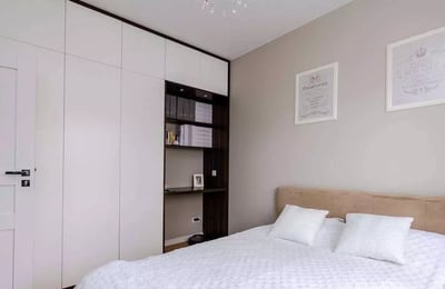 Location longue durée d’un appartement de 3 pièces, 72 m², quartier Mokotów, Varsovie, Pologne