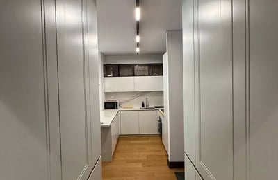 Alquiler a largo plazo de un piso de 2 habitaciones, 60 m², en la residencia premium Knez Miloš, Belgrado, Serbia