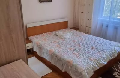 Long-term rental of a 2-room apartment, 60 m², Inel II district, Constanța, Romania