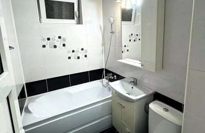 Long-term rental of a 2-room apartment, 50 m², Constanța, Romania