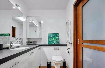 Долгосрочная аренда 2-комнатной квартиры 53 м², Краков, Польша