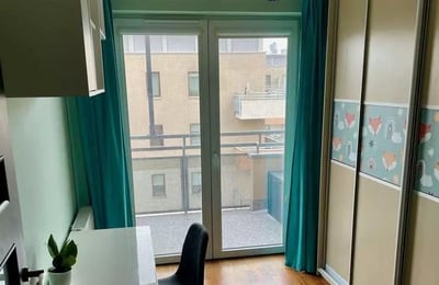 Alquiler a largo plazo de un piso de 3 habitaciones, 60 m², en Mały Płaszów – Podgórze, Cracovia, Polonia