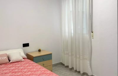 Долгосрочная аренда квартиры с 4 спальнями в Торревьехе, Испания