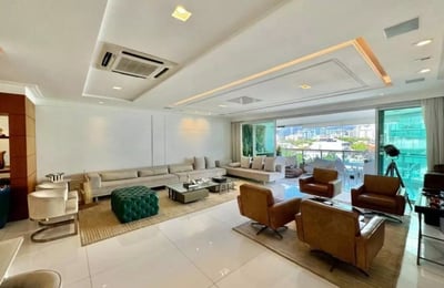 Langzeitmiete einer 4-Schlafzimmer-Wohnung, 292 m², in Barra da Tijuca, Rio de Janeiro, Brasilien